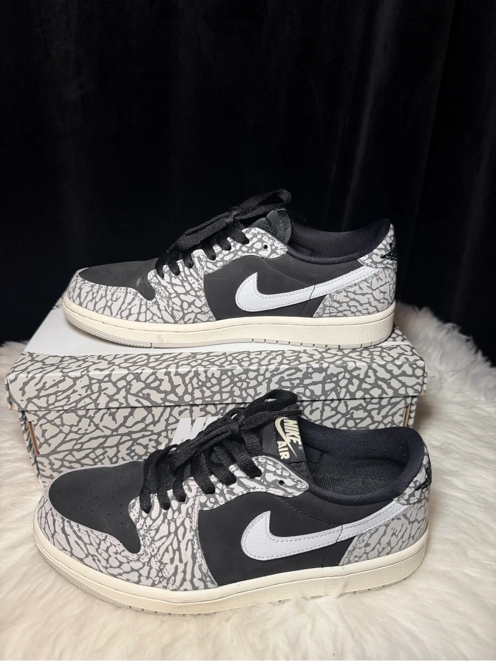 Nike Air Jordan 1 Retro Low OG 'Black Cement' CZ0775-001 Women’s Size 9 - Picture 6 of 13